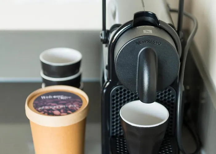 Center Fast Wi-fi, Designer Bathroom