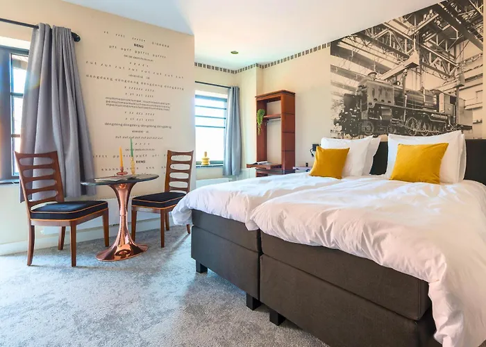 Center Fast Wi-fi, Designer Bathroom Tilburg